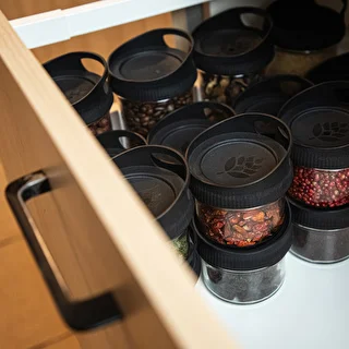 Glasbehälter 235 ml, mit Schraubdeckel zum Aufhängen – photo 8