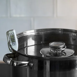 Elektronisches Küchenthermometer (-50 °C bis +300 °C) mit Etui, weiß – photo 3