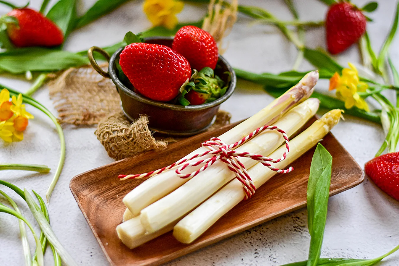 Wie bereitet man weißen Spargel zu?
