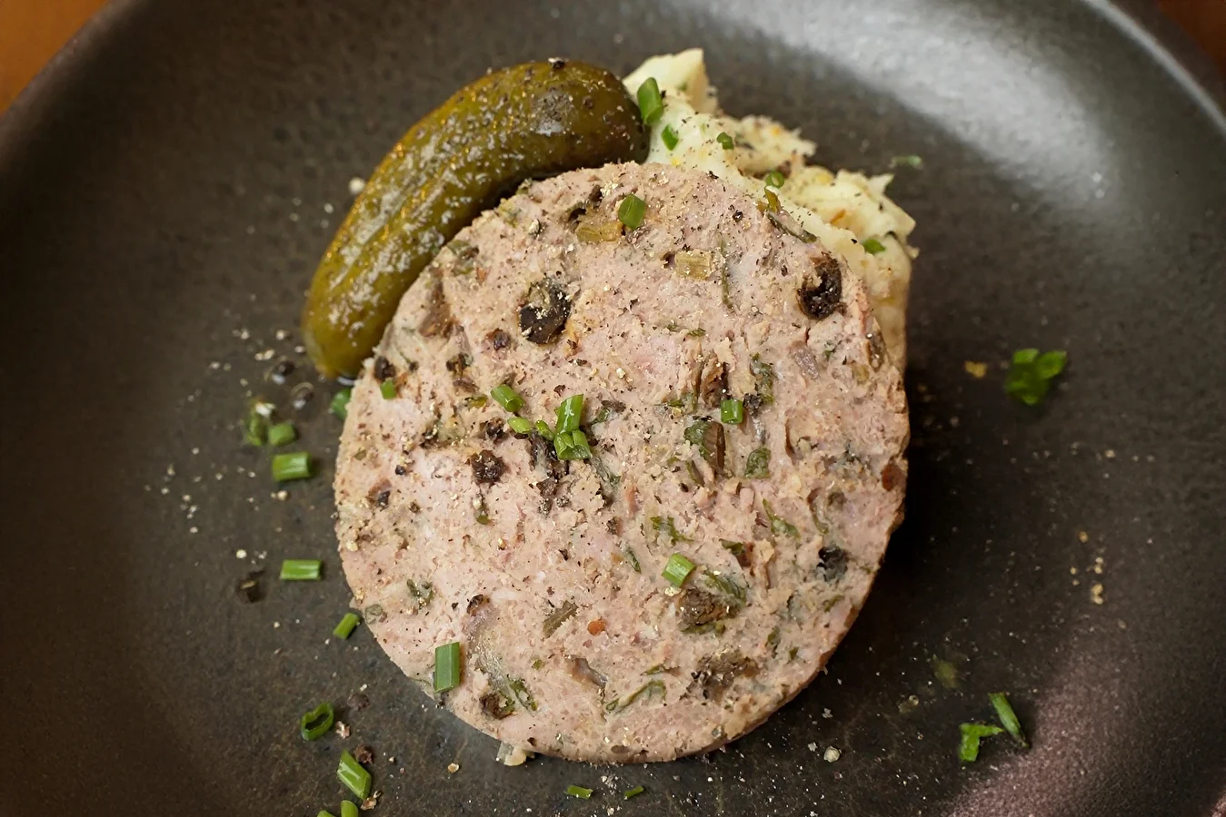 Lunchbox mit Schweine-Mittagsfleisch