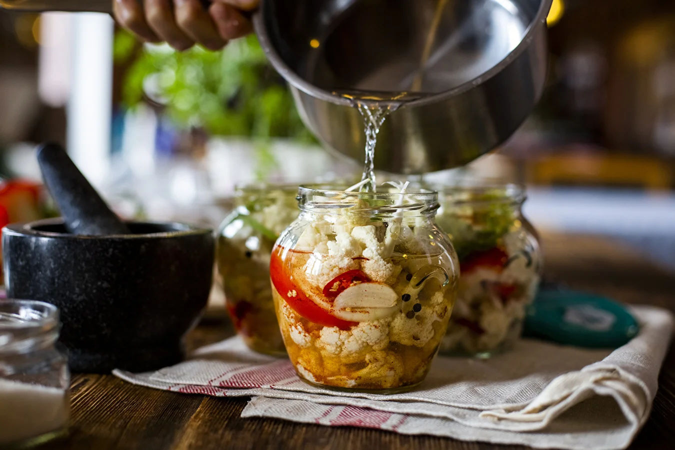 Hausgemachter milchsauer fermentierter Blumenkohl