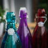 Glasflasche 1 L mit luftdichtem Verschluss - erhältlich in verschiedenen Farben - 6 ['rosa Flasche', ' Barbie-Flasche', ' Hulk-Flasche', ' Eiskönigin-Flasche', ' Wasserflasche', ' Limonadenflasche', ' Flasche zum Gießen von Blumen', ' dekorative Flasche', ' Flasche mit luftdichtem Verschluss']