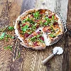 Pizzastein mit Griff und Messer, aus Cordierit, rund, 33 cm - 17 ['Geschenk', ' hausgemachte Pizza', ' zum Backen von Pizza', ' zum Servieren von Pizza', ' zum Backen von Brot', ' zum Backen von Brötchen']