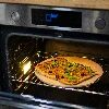 Pizzastein mit Griff und Messer, aus Cordierit, rund, 33 cm - 11 ['Geschenk', ' hausgemachte Pizza', ' zum Backen von Pizza', ' zum Servieren von Pizza', ' zum Backen von Brot', ' zum Backen von Brötchen']