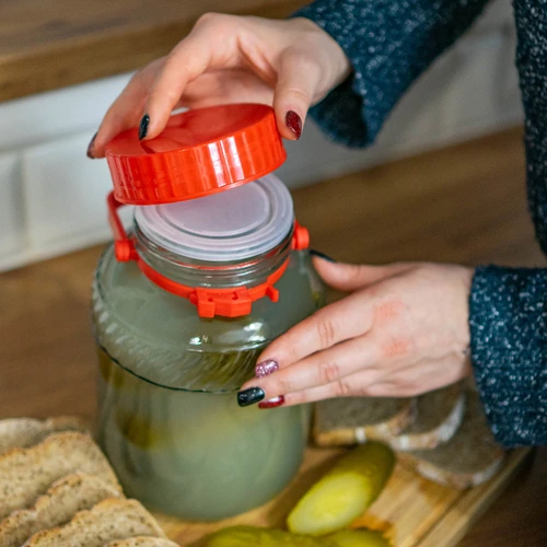 2 L Glas mit Kunststoffdeckel - 4 ['großes Glas', ' Glas für Einmachprodukte', ' für Milchsäuregärung', ' für Gurken', ' für Kraut', ' Glas für die industrielle Produktion', ' Glas mit Zange', ' Glas Zange', ' Gurkenzange']