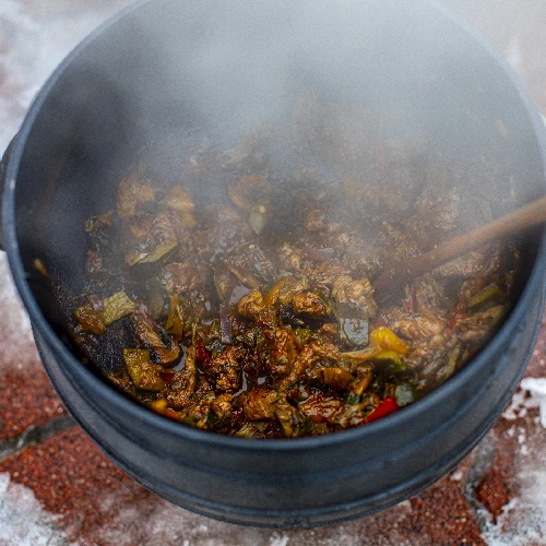 Afrikanischer Kessel, Gusseisen, 7 L - Safari - 18 ['gusseiserner Kessel', ' Lagerfeuerkessel', ' Zigeunerkessel', ' ungarischer Kessel', ' Gulasch aus dem Kessel', ' Grillen']