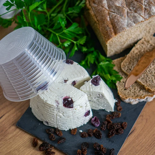 Käseform für Ricotta, fi 8,5/12 für 500 g - 6 ['Form für Ricotta', ' Form für Ricotta-Käse', ' Käse', ' Käseherstellung', ' wie macht man Käse', ' Käseform', ' selbstgemachter Käse', ' hausgemachter Käse', ' Form für Weichkäse', ' für Quark', ' für Labkäse', ' Käseform in Kegelform', ' Quark und Labkäse in Kegelform', ' hausgemachter Quark']