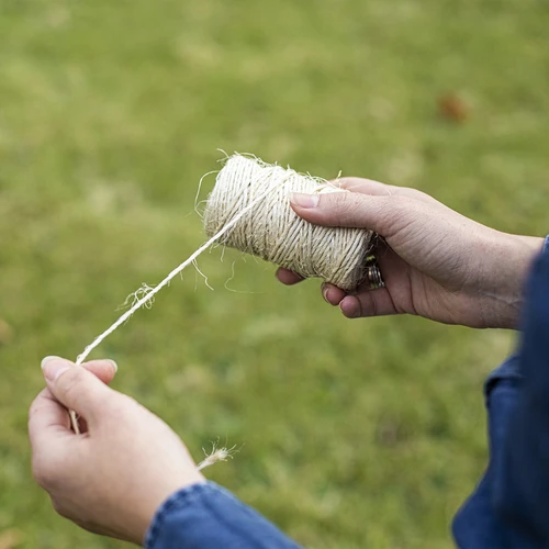 Sisalschnur 1,8 mm / 45 m / 100 g - 6 ['Schnur aus Sisal', ' Sisalschnur', ' Schnur für Tomaten', ' Schnur für Gurken', ' natürliche Schnur', ' Ökoschnur', ' Schnur für Makramee', ' Bindschnur', ' Schnur zum Basteln']