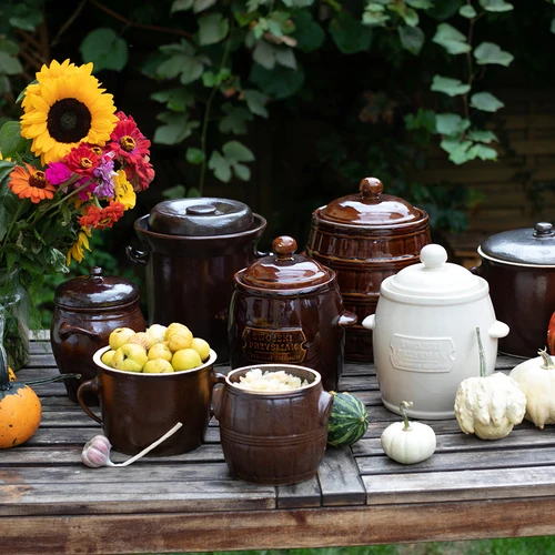 Steinzeuggefäß mit Wasserrille und Deckel 10 L - 3 ['Topf für Milchsäuregärung von Kraut', ' Topf für Milchsäuregärung von Gurken', ' Topf für Milchsäuregärung', ' Topf für Milchsäuregärung von Kraut mit Wassermantel', ' Topf für Milchsäuregärung von Kraut 50 l', ' Topf für Milchsäuregärung von Kraut mit Flansch 20 l', ' Tontopf für Milchsäuregärung', ' Bolesławiec Töpfe für Milchsäuregärung', ' Topf für Milchsäuregärung von Kraut Castorama', ' Tontopf für Milchsäuregärung von Kraut 10 l', ' rustikaler Topf']