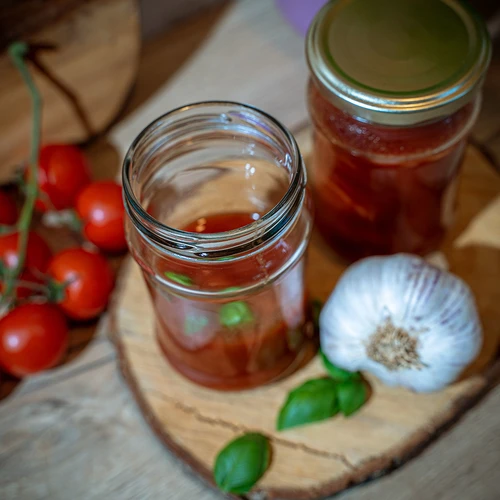 Twist-offs Glas 300 ml mit goldenem Schraubverschluss Durchmesser 66 - 6 Stück - 9 ['Einmachgläser', ' Marmeladengläser', ' Kompottgläser', ' Einmachgläser für Pilze', ' Einmachgläser für Gemüsesalat']