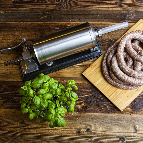 Waagerechter Wurstfüller 4 kg - 12 ['black weekend', ' horizontale Füllmaschine 4 kg', ' Füllmaschine', ' für Würste', ' zum Füllen von Hausmacherwurst', ' Spritze', ' gastronomische Füllmaschine', ' Hausmacherfüllmaschine', ' Metzgereiausrüstung', ' Fülltrichter', ' Hausmacherwurstfüllmaschine']