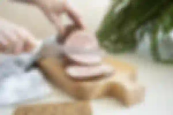 Bauchspeck-Roulade mit Hackfleischfüllung aus dem Schinkenkocher